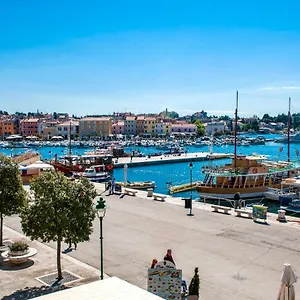  Apartment Rosina Sea View